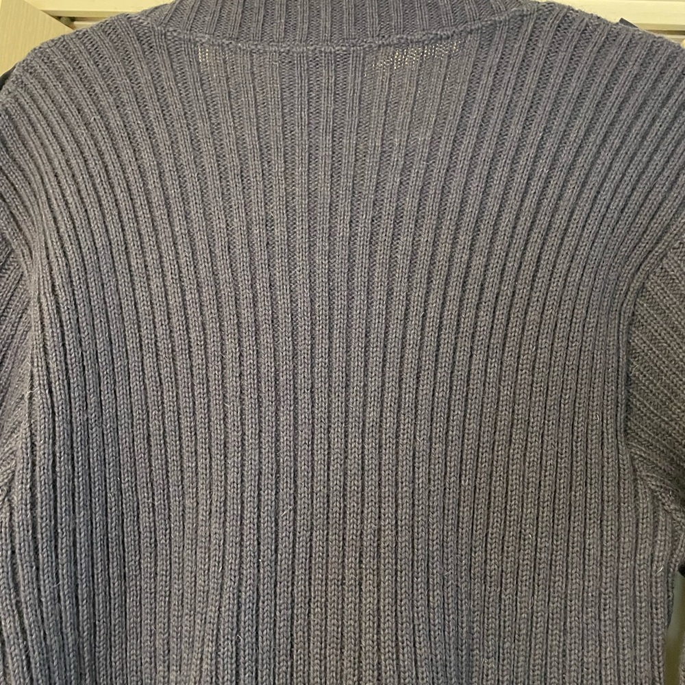 Citadel Vintage Men’s V Neck Navy Blue Sweater. Like New! - Picture 9 of 9